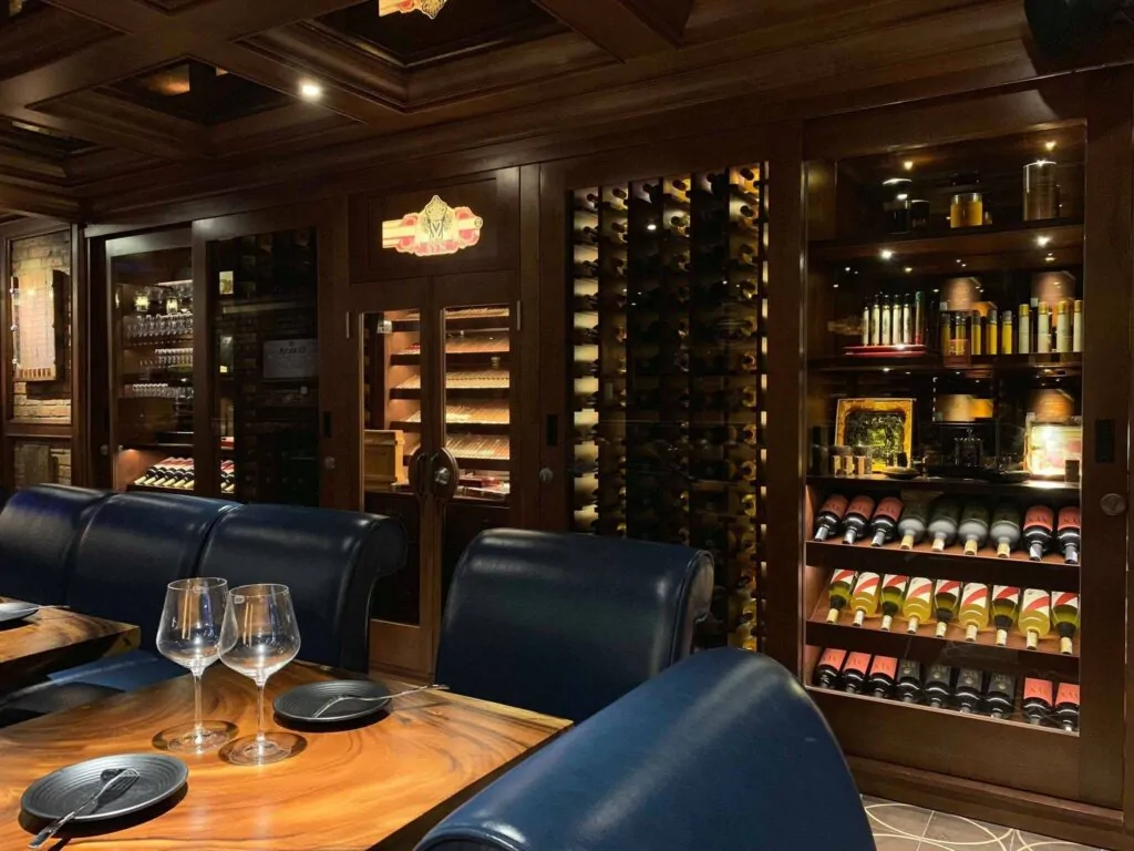 TÂN LẬP LOUNGE, ảnh 2