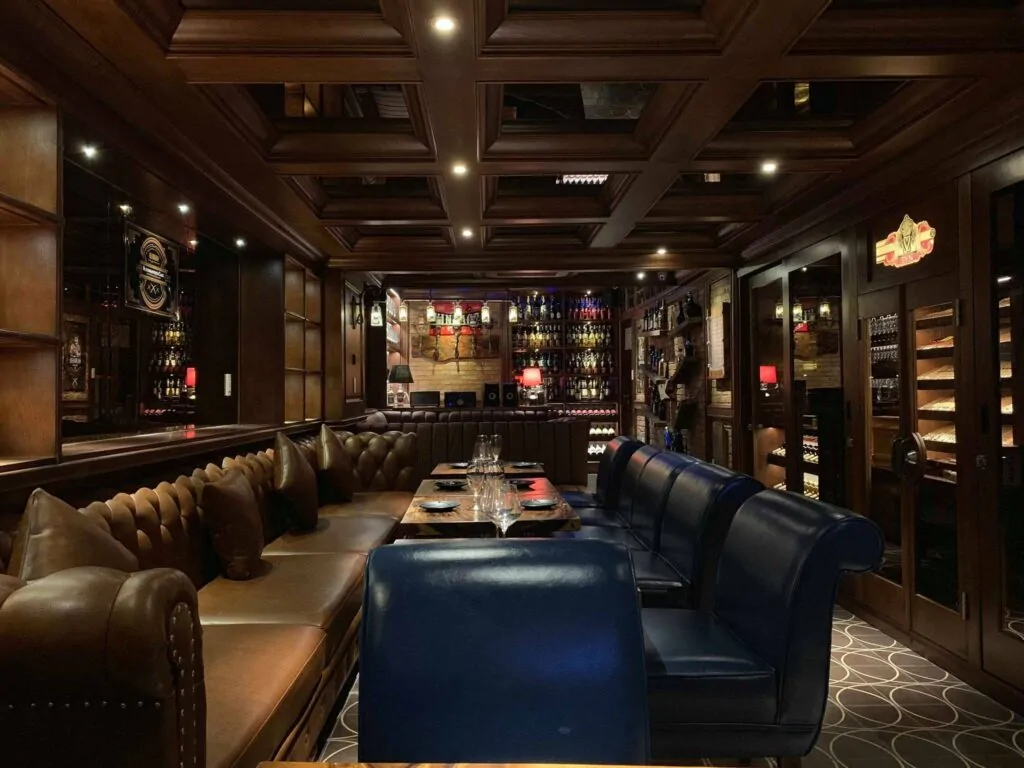 TÂN LẬP LOUNGE